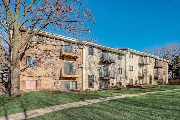 Tosa Village Apartments property